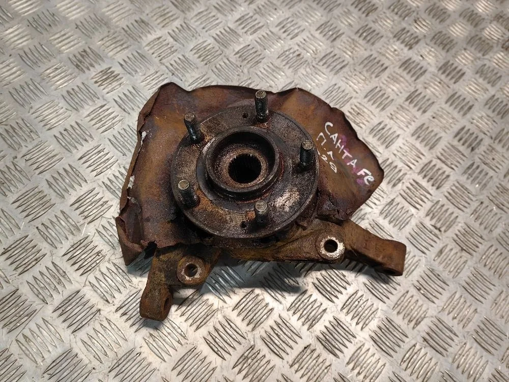 Кулак поворотный передний левый Hyundai Santa Fe