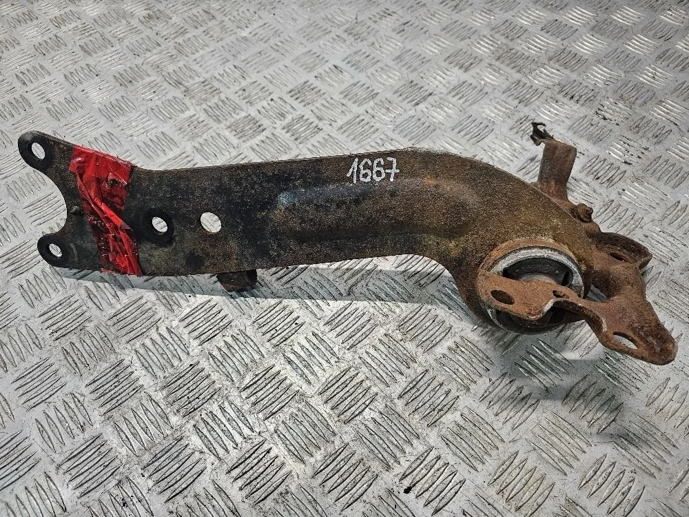 Рычаг подвески задний левый Opel Vectra C