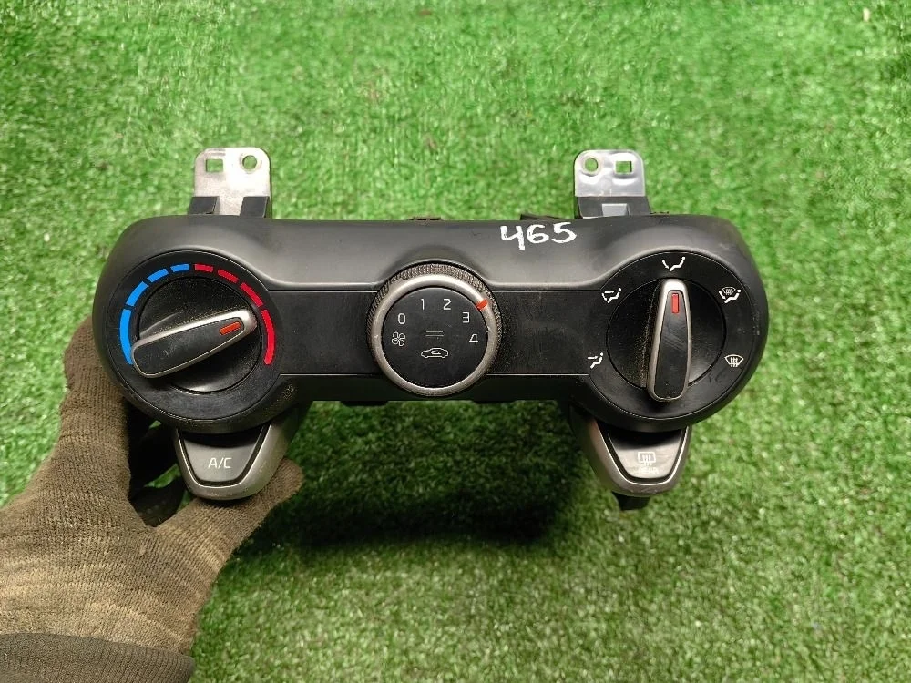 Блок управления климат-контролем Kia Rio 4