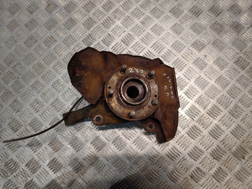 Кулак поворотный передний правый Hyundai Santa Fe