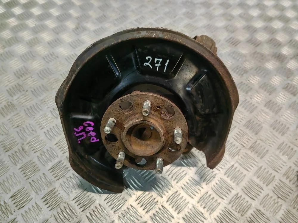 Кулак поворотный задний правый Kia Ceed