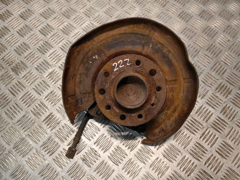 Ступица задняя правая Opel Astra H