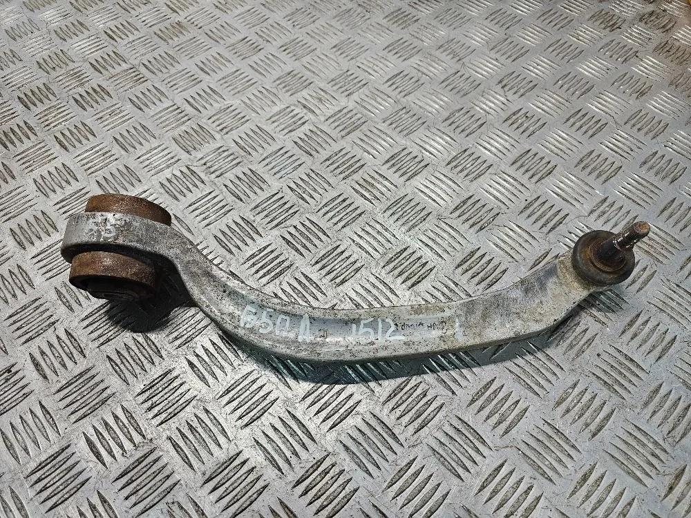 Рычаг передний левый Volkswagen Passat B5