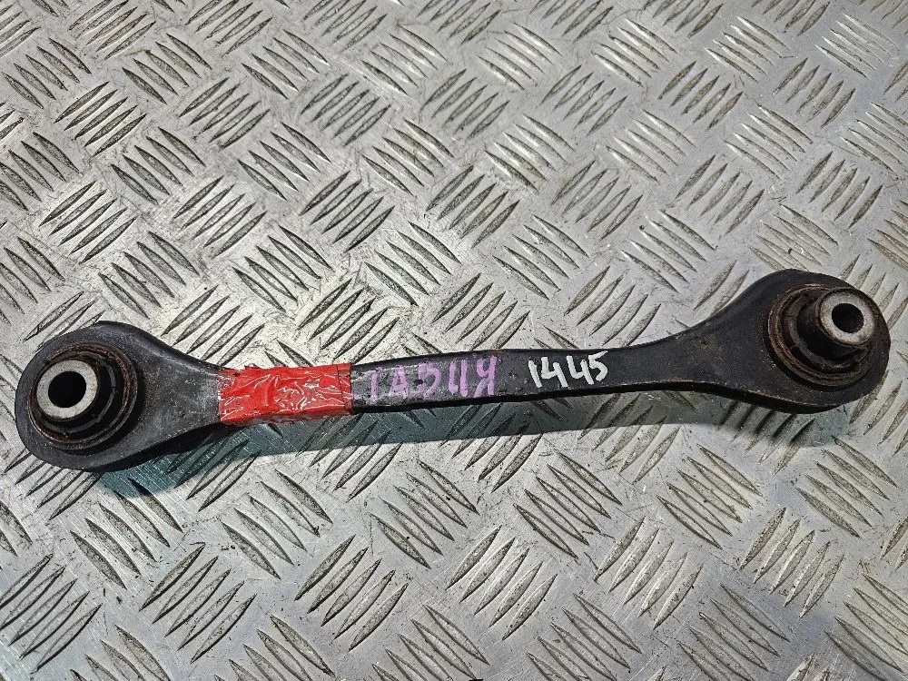 Рычаг задний правый Volkswagen Jetta 5