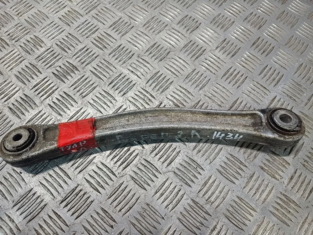 Рычаг подвески верхний Volkswagen Touareg задний