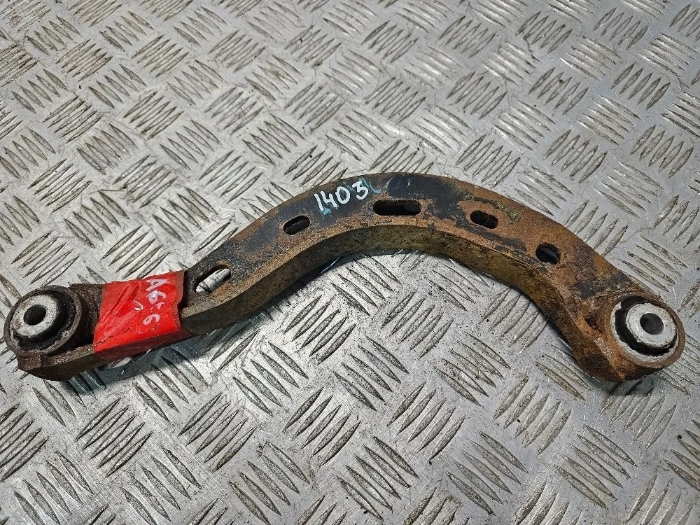 Рычаг подвески задний верхний Audi A6 C6