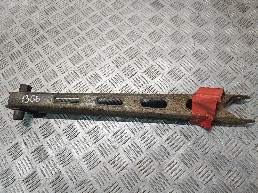 Рычаг задней подвески нижний Opel Vectra b