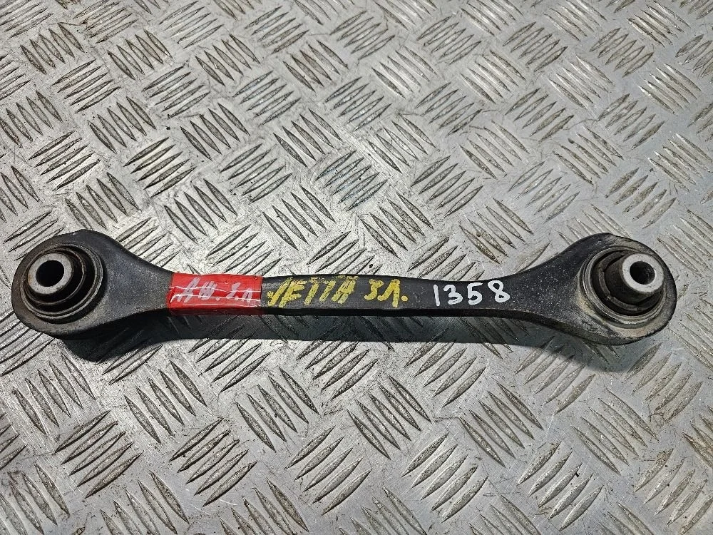 Рычаг задний правый Volkswagen Jetta 5