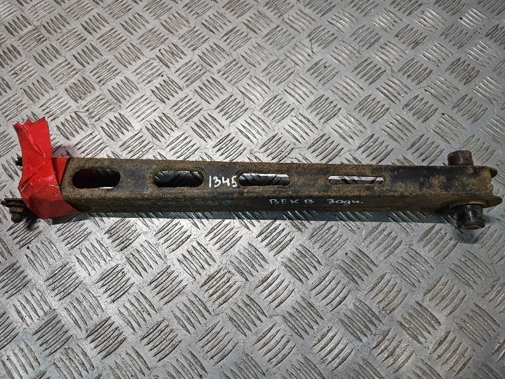 Рычаг задней подвески нижний Opel Vectra b