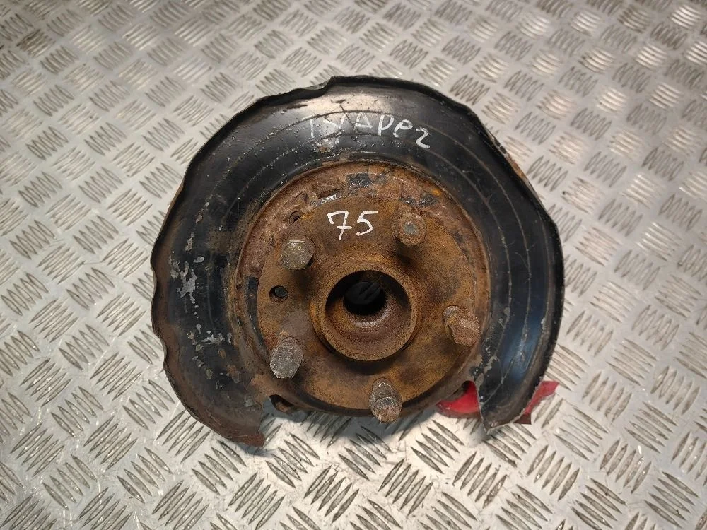 Кулак задний правый Volkswagen Touareg I