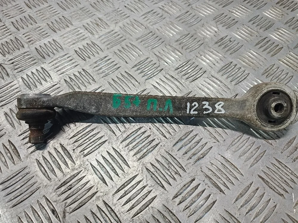 Рычаг подвески Volkswagen Passat B5+