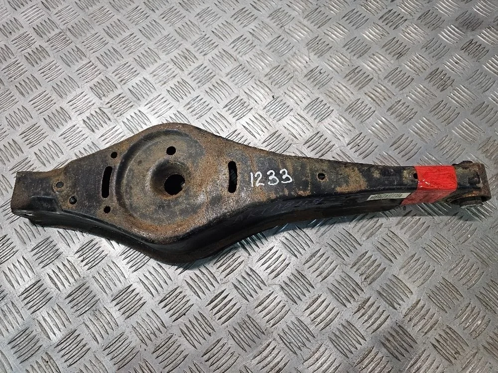 Рычаг задний Volkswagen Octavia