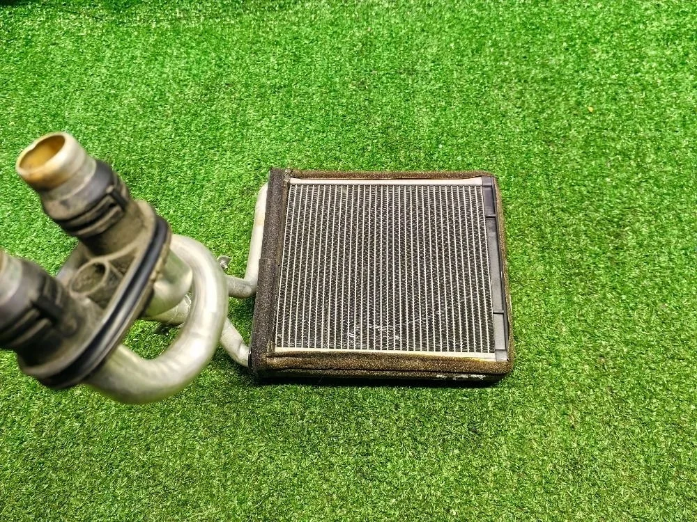 Радиатор отопителя Volkswagen Passat B6