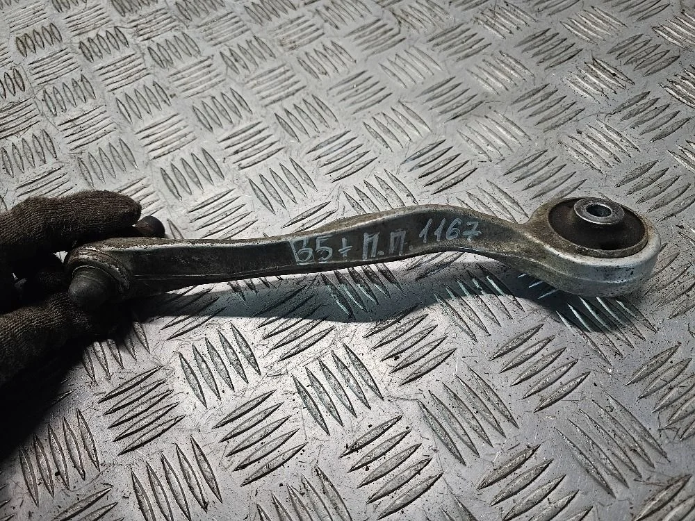 Рычаг подвески Volkswagen Passat B5+