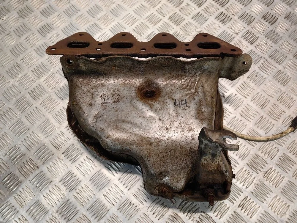 Коллектор выпускной Renault Megane III