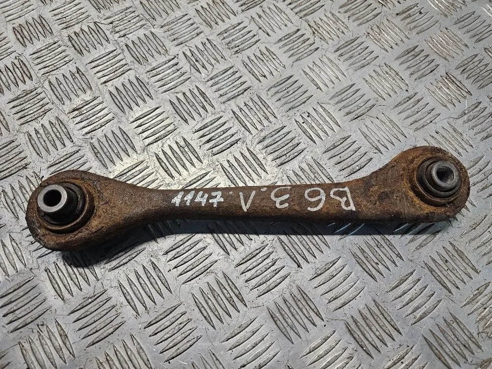 Тяга задней подвески левая Volkswagen Passat B6