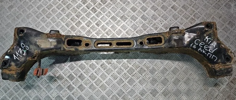 Подрамник Kia Ceed 2