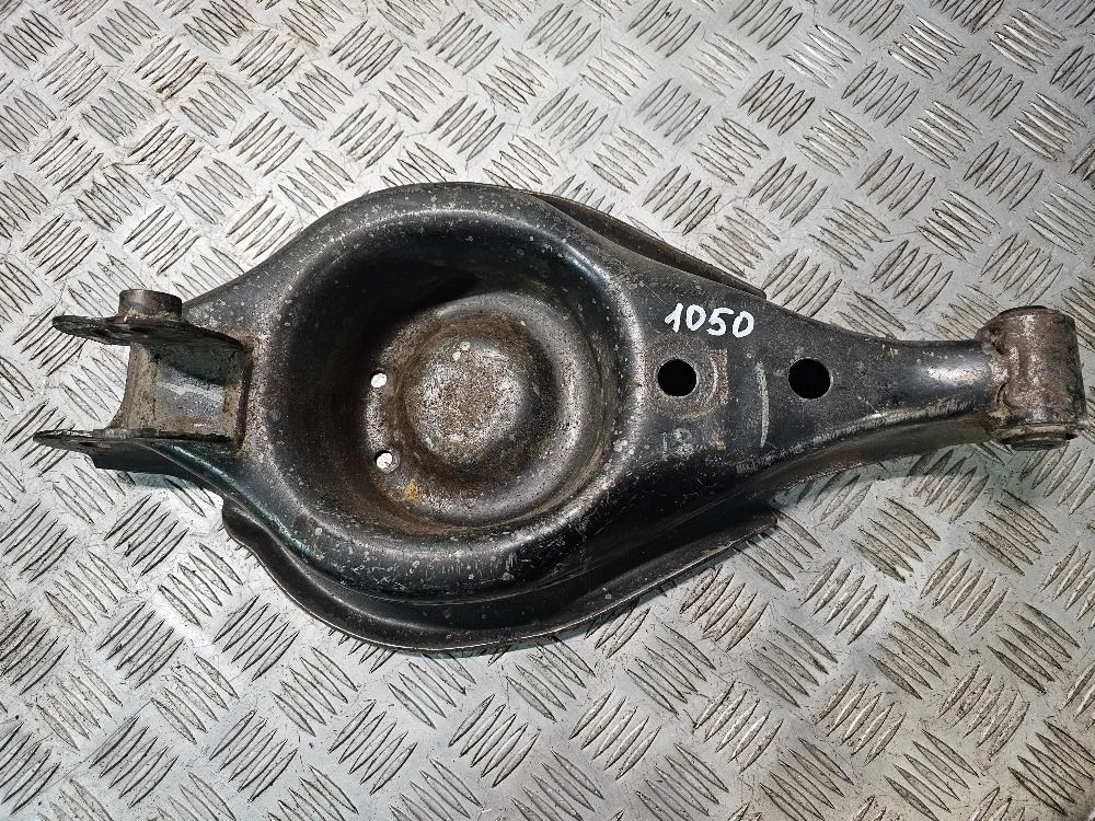 Рычаг задний левый под пружину Chevrolet Captiva