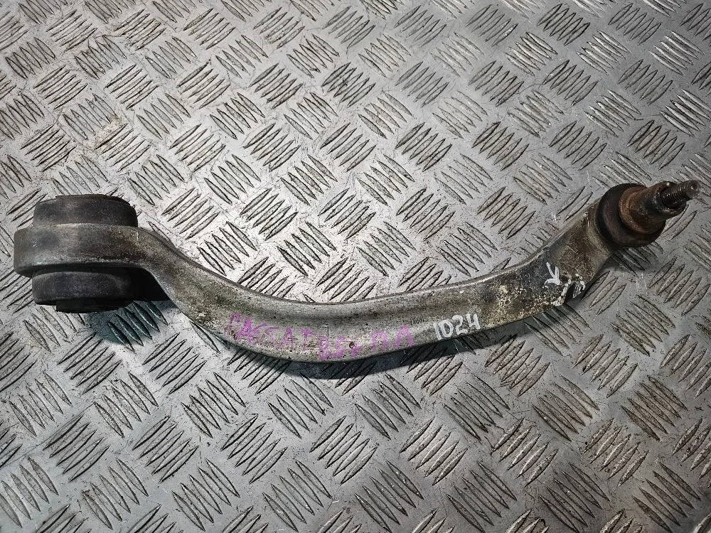 Рычаг AUDI A7 левый передний