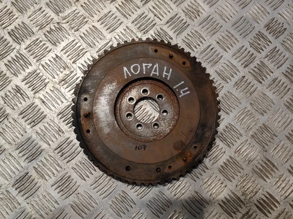 Маховик Renault Logan