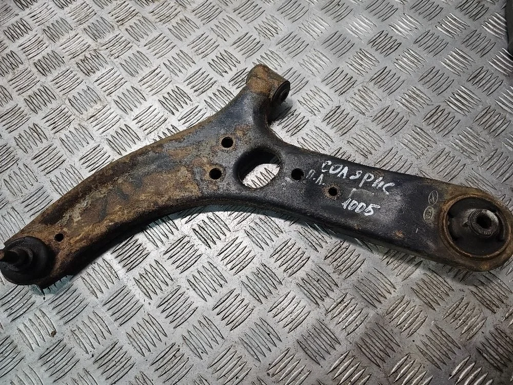 Рычаг передний левый Hyundai Solaris