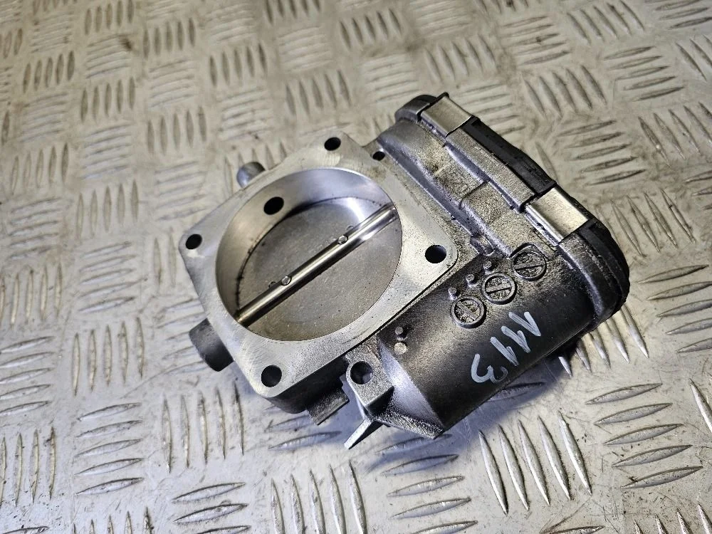 Дроссельная заслонка Mercedes-Benz E-Class