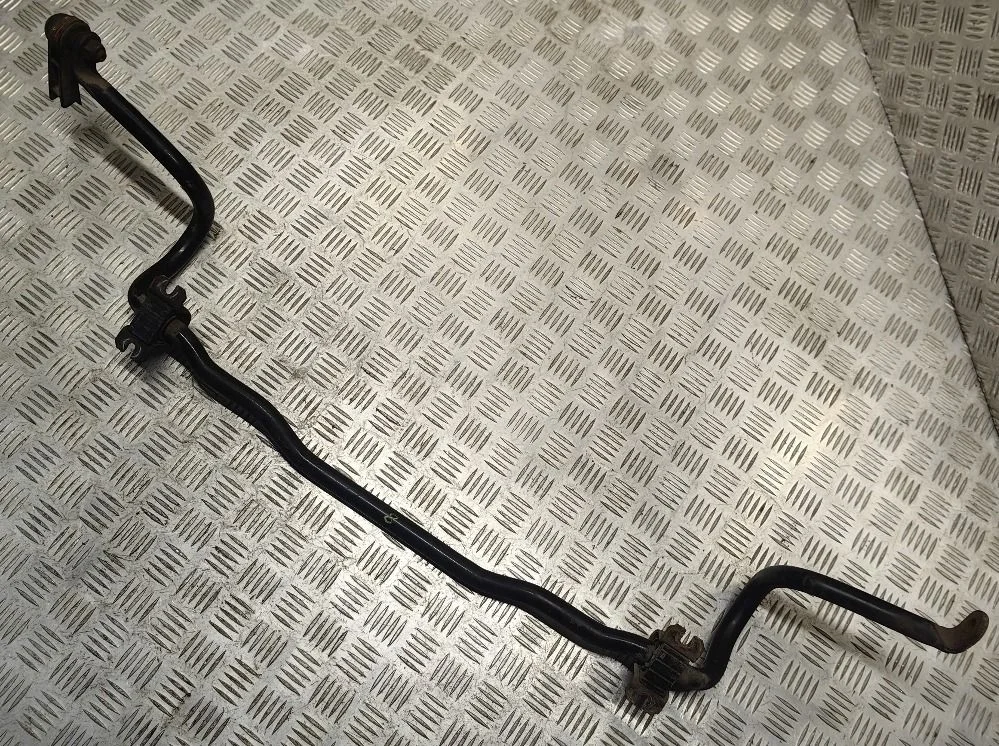 Cтaбилизaтoр пeредний Оpеl Astrа Н