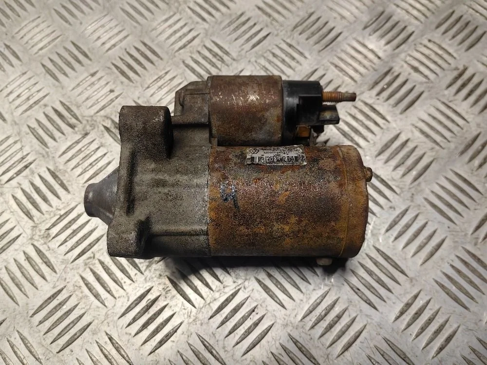 Стартер на запчасти Renault Logan II