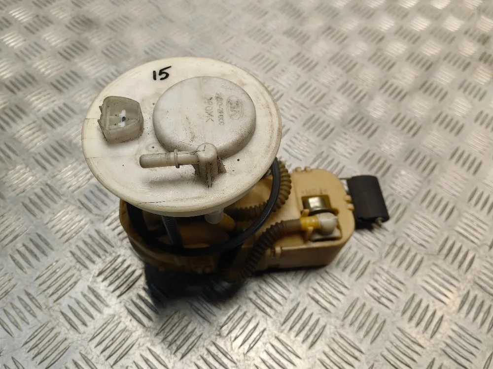 Топливный насос Kia Cerato 1