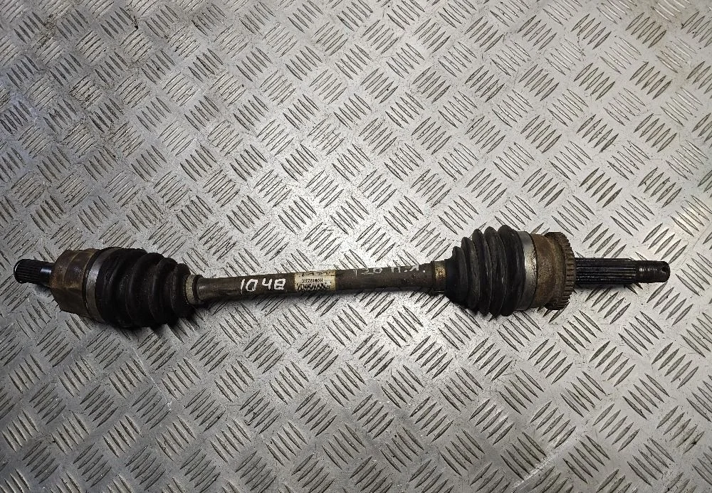 Полуось Hyundai i20 левая передняя