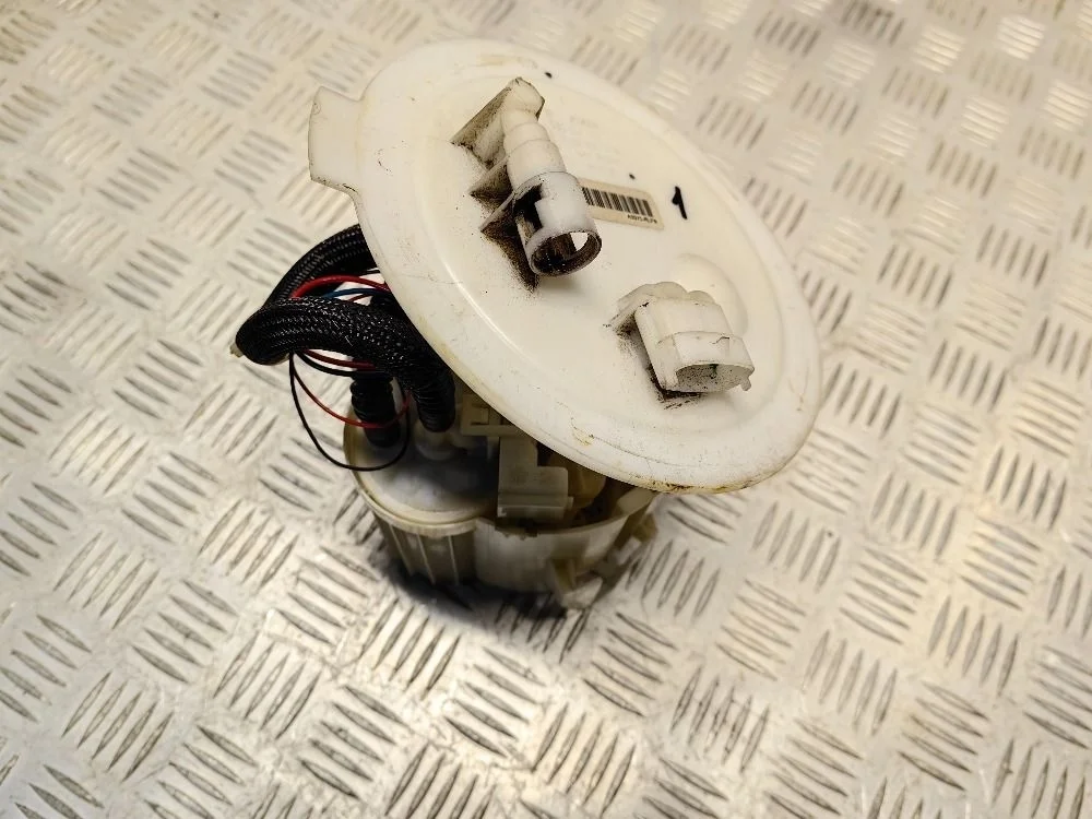 Насос топливный Opel Zafira B