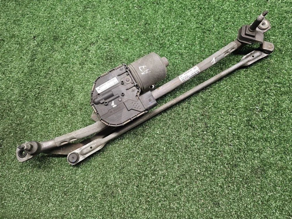 Трапеция дворников Audi A7