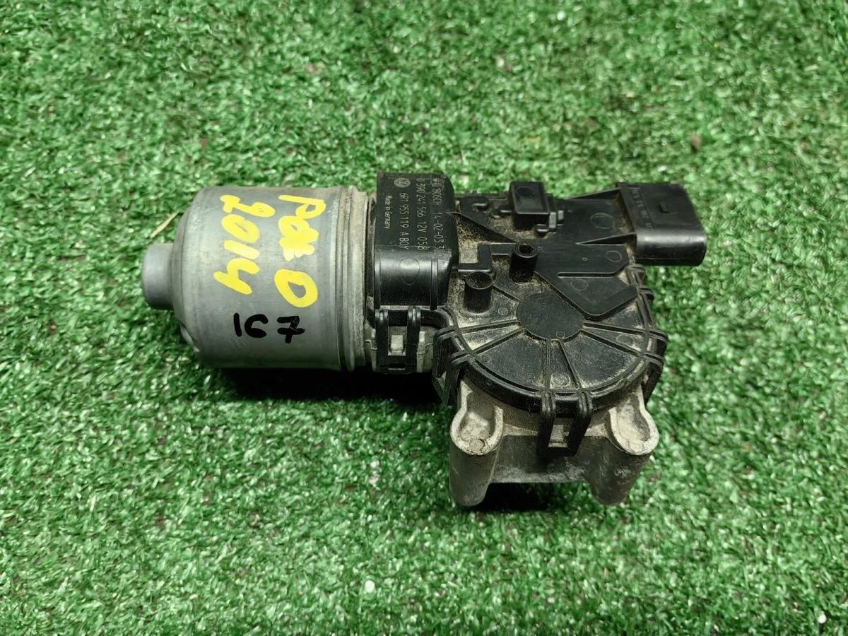 Моторчик стеклоочистителя VW Polo 5