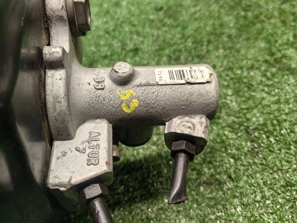 Главный тормозной цилиндр Audi A6 C6