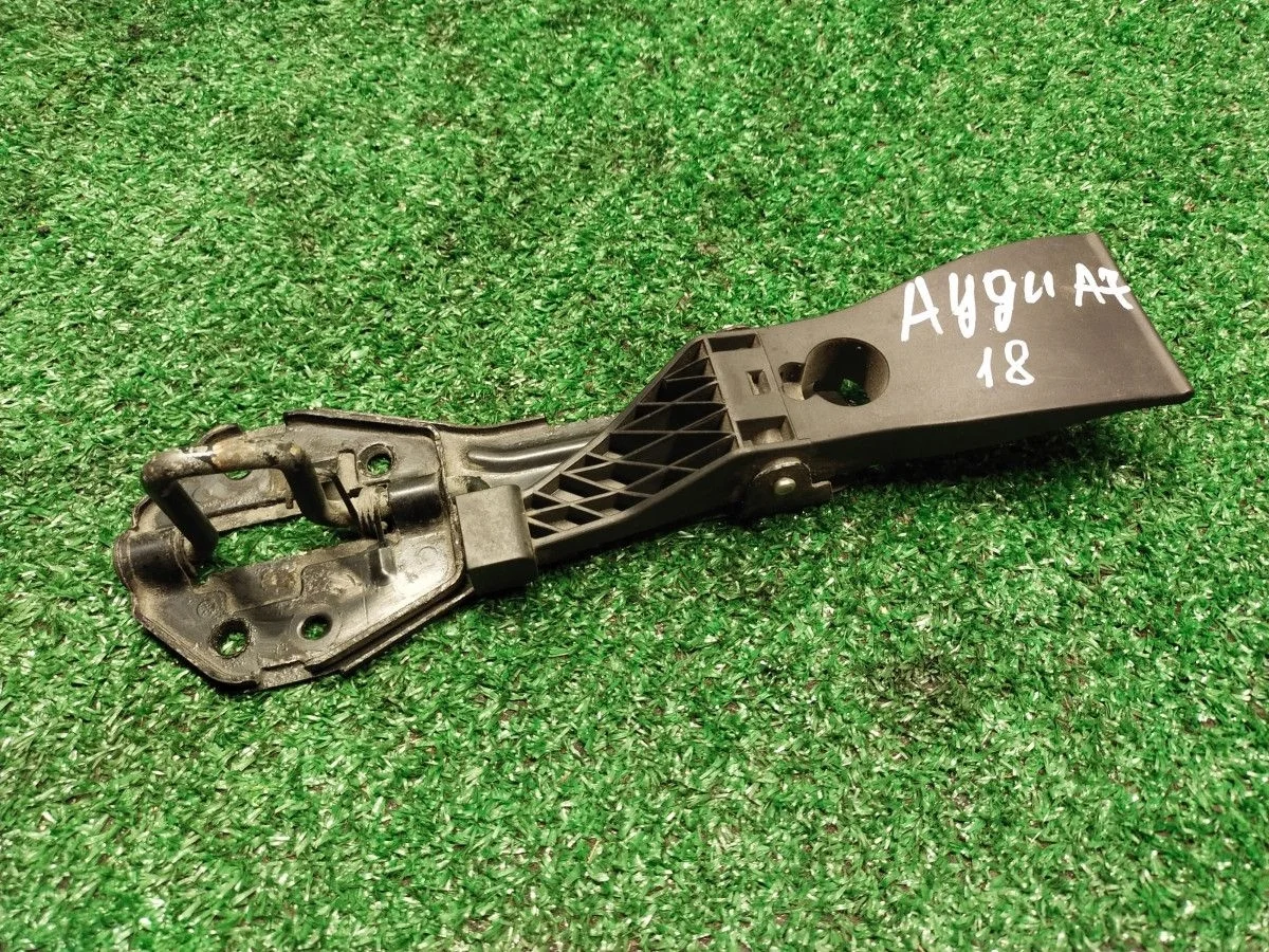 Замок капота Audi A7