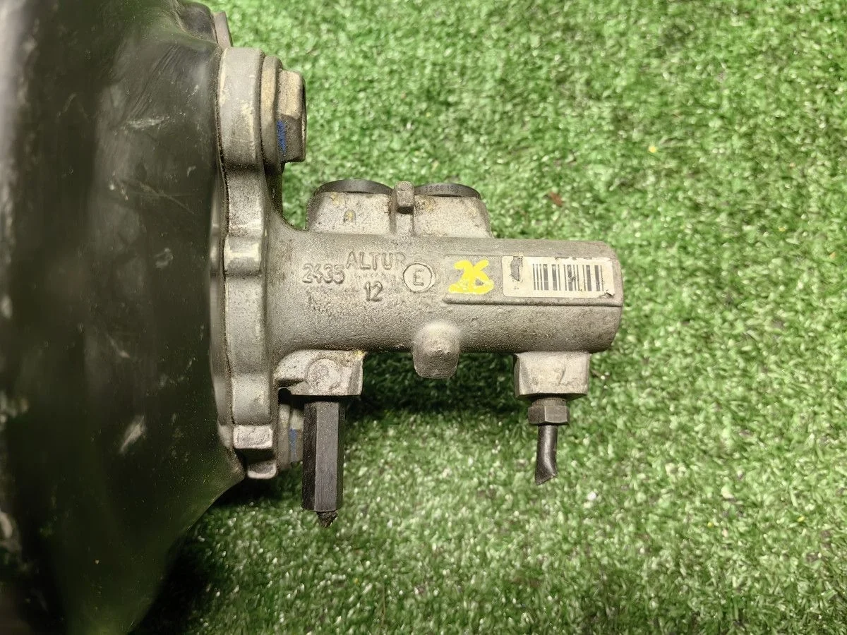 Цилиндр главный тормозной Audi A6 C5