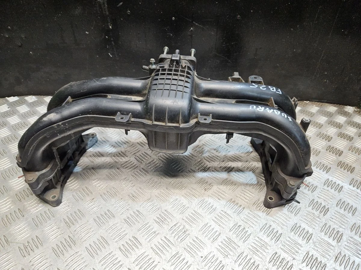 Впускной коллектор на Subaru Forester