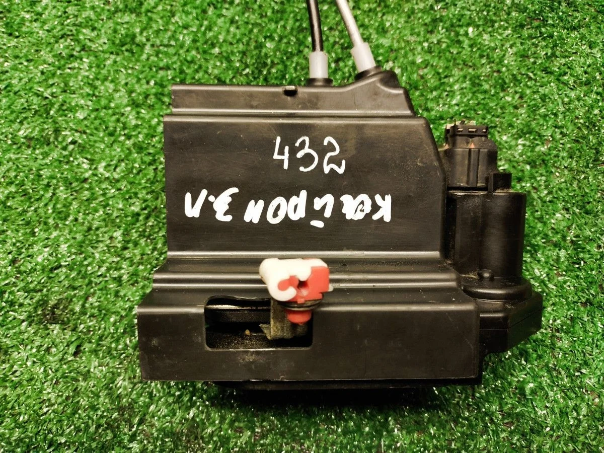 Замок двери задней левой SsangYong Kyron