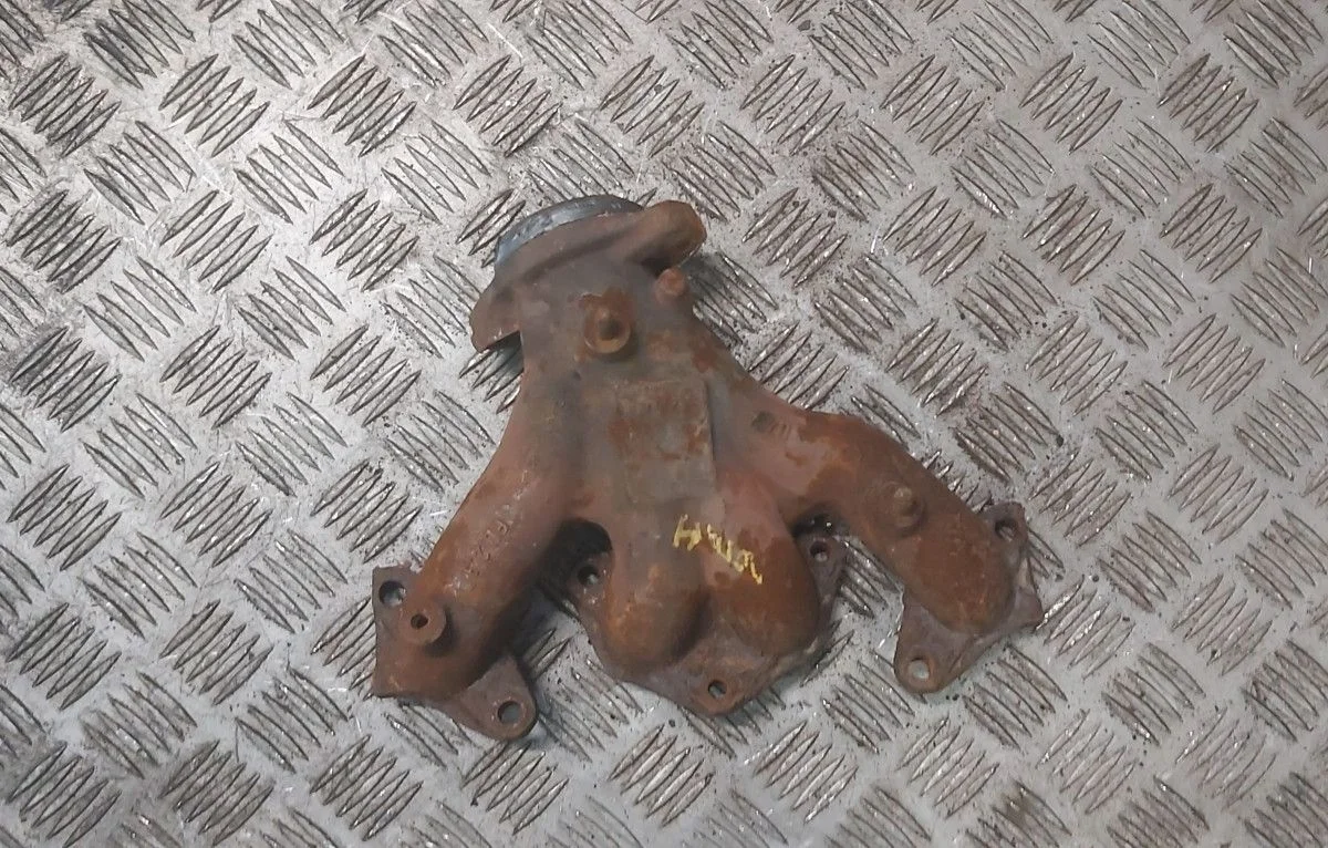 Коллектор выпускной Renault Logan