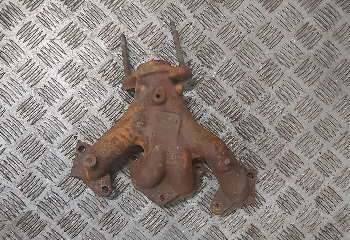 Коллектор выпускной Renault Logan