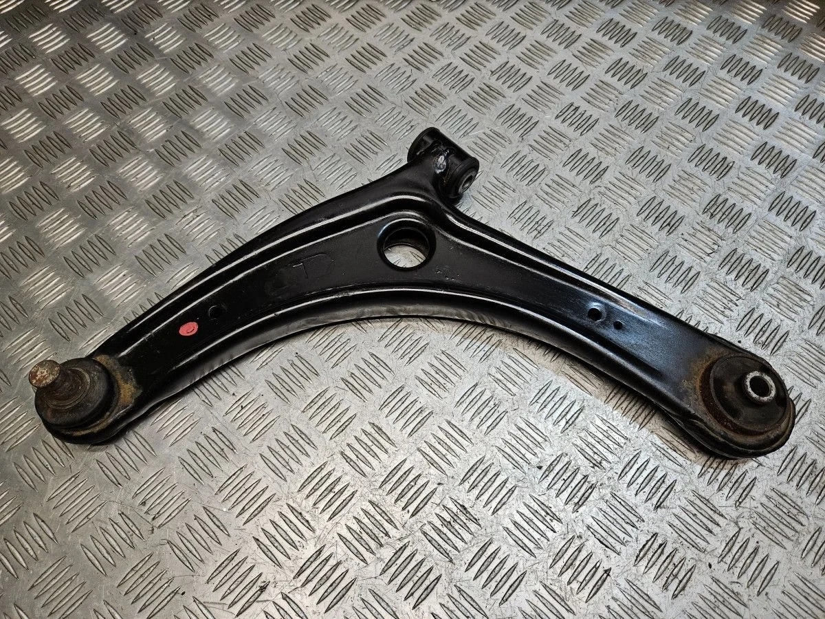 Рычаг передний левый на Outlander 3 2022г