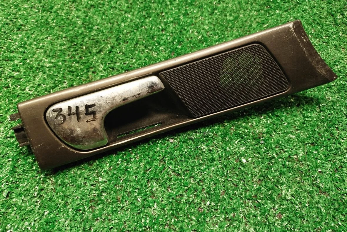 Ручка двери внутренняя правая Audi A6 C5