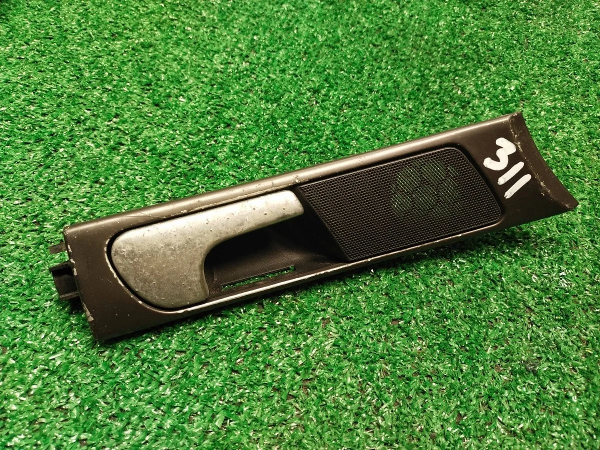 Ручка двери внутренняя правая Audi A6 C5