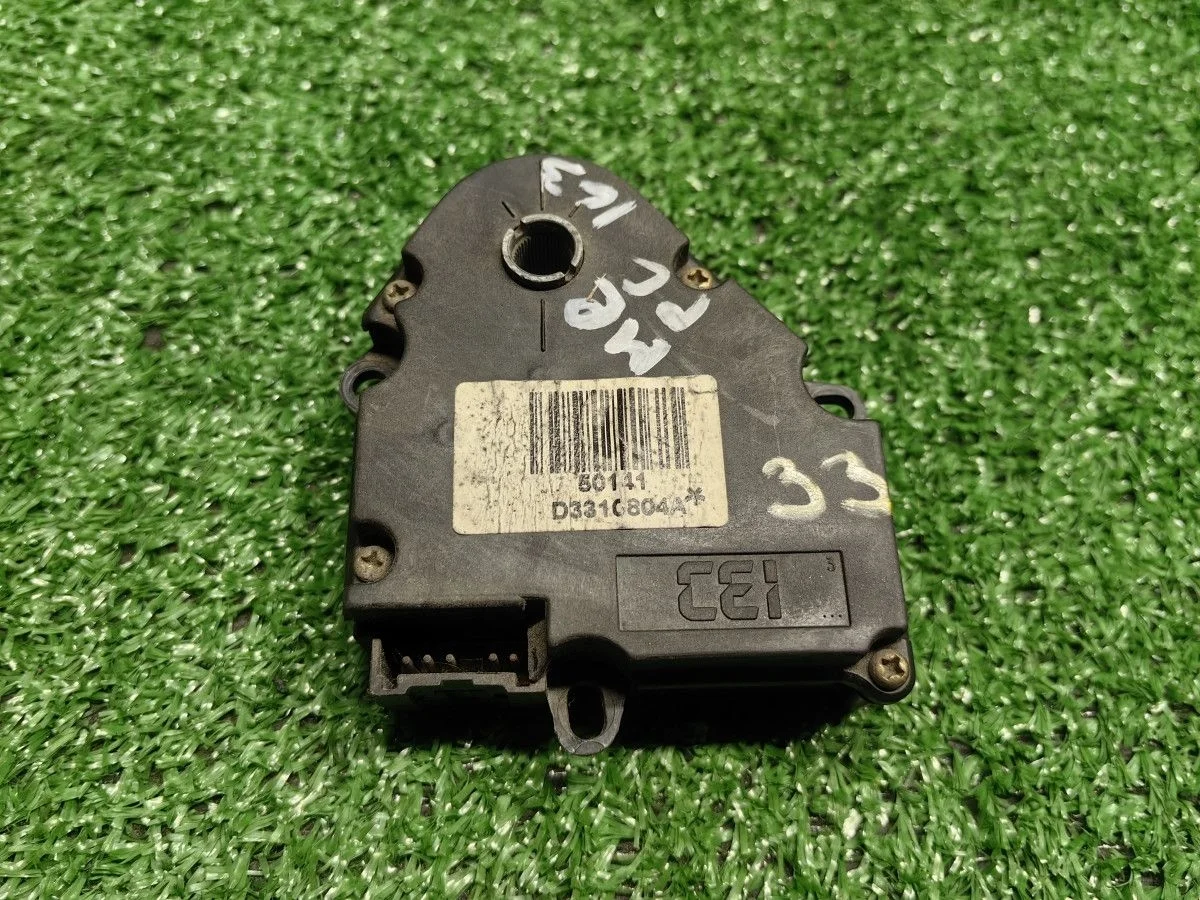 Моторчик заслонки отопителя Mercedes ML-class W163