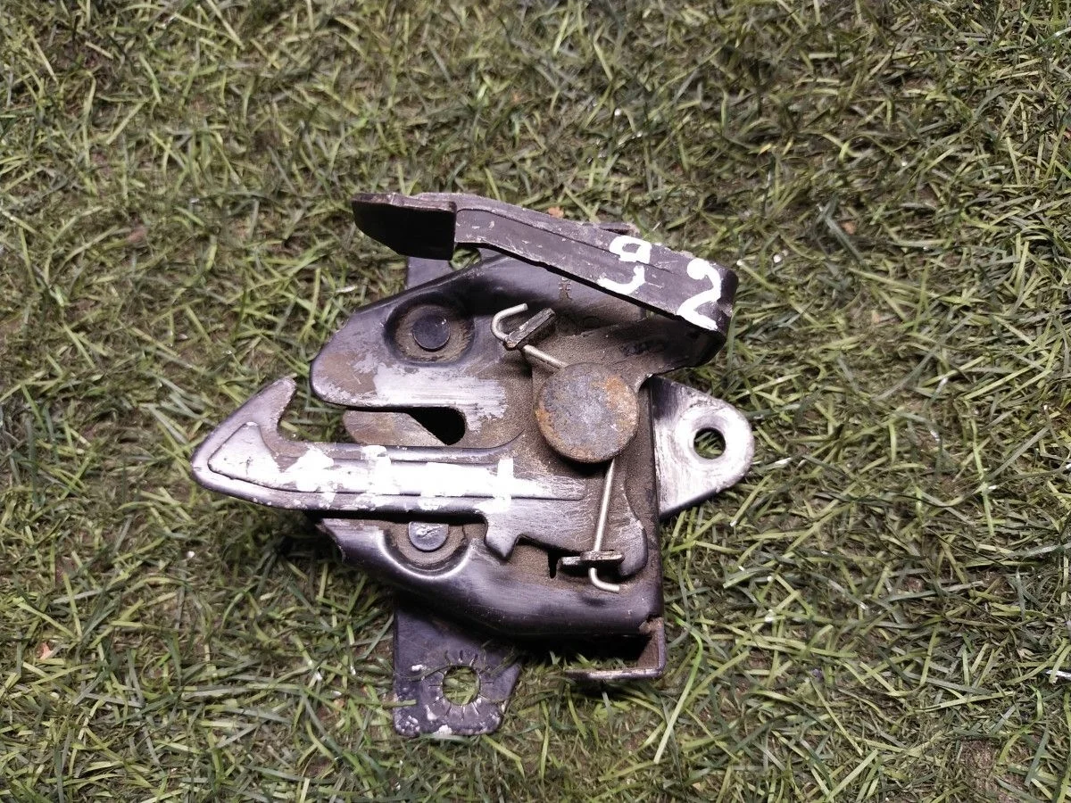 Замок капота Hyundai Getz