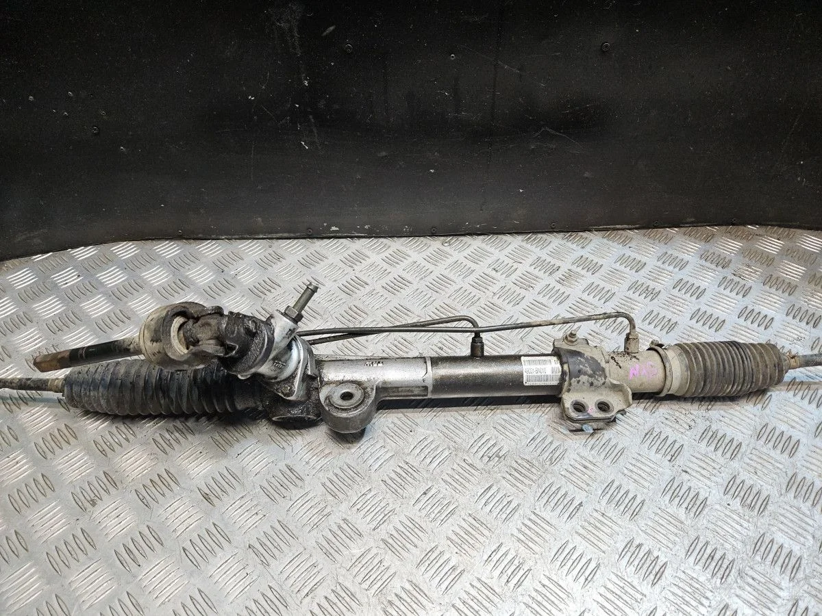 Рейка рулевая на Nissan Almera N16