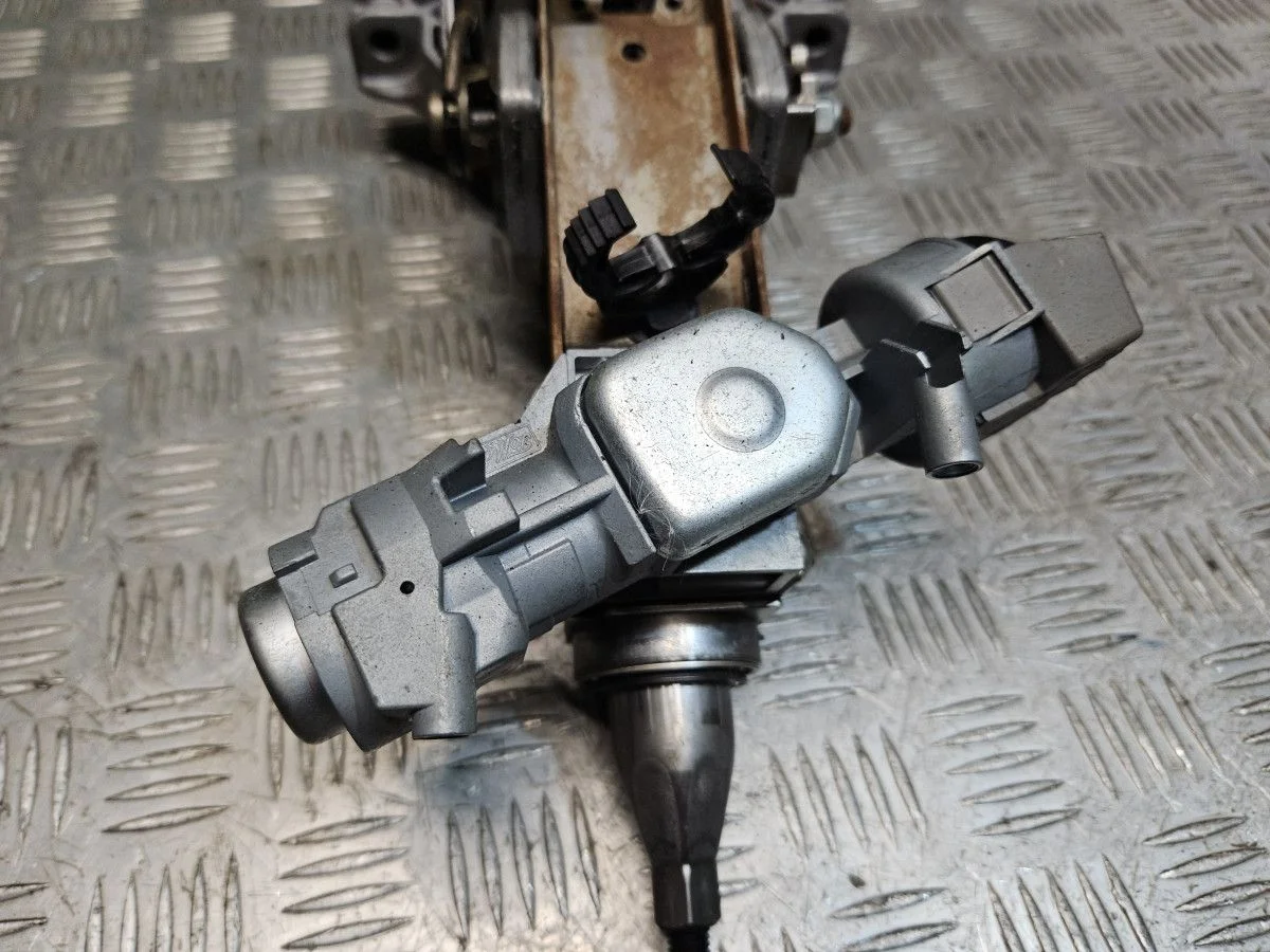 Замок зажигания на Ford Focus 2