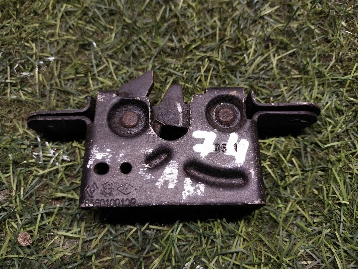 Замок капота Renault Fluence