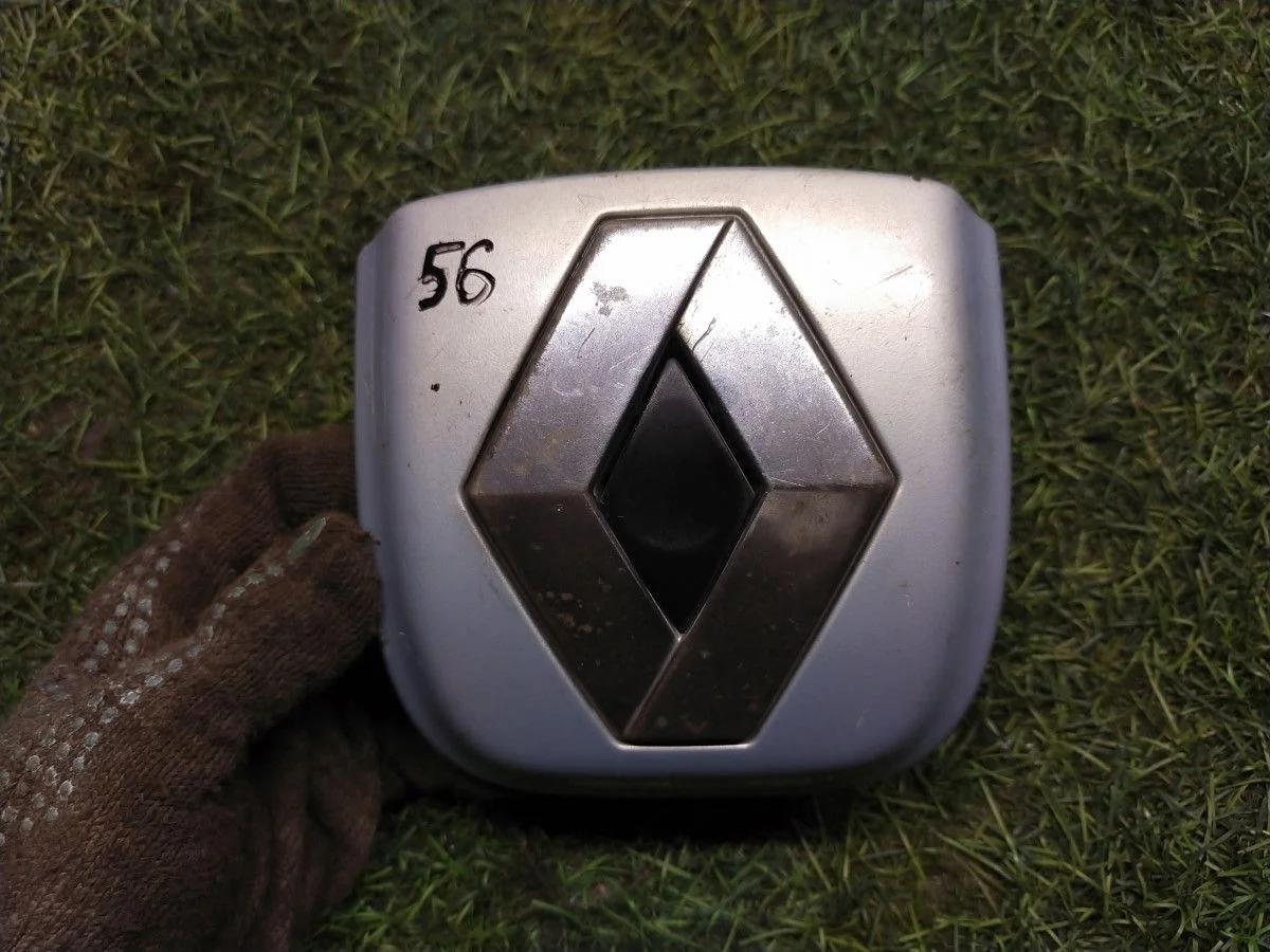 Ручка крышки багажника Renault Clio 2