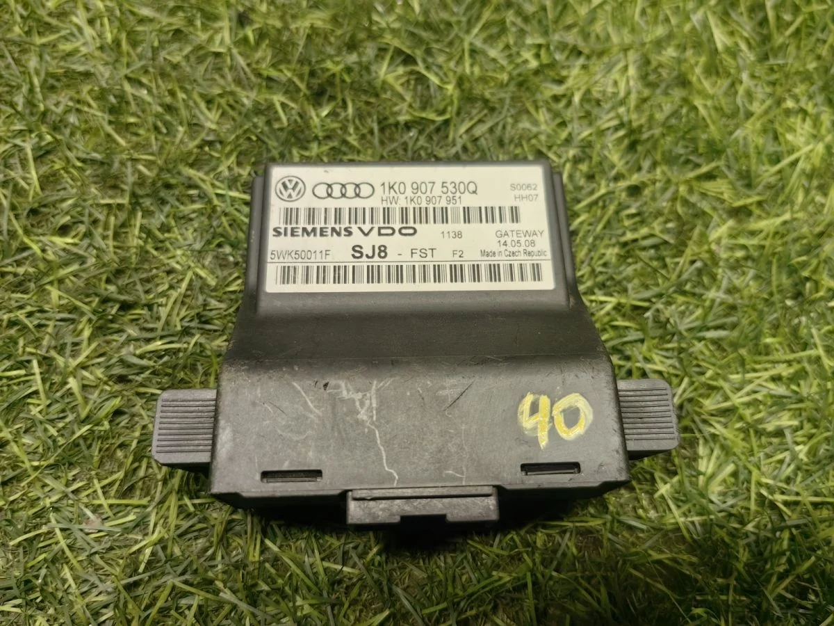 Блок комфорта Volkswagen Jetta 5